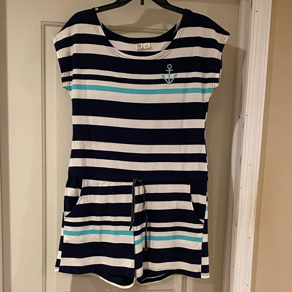 Beach By Exist Navy and White Striped Romper size medium good condition